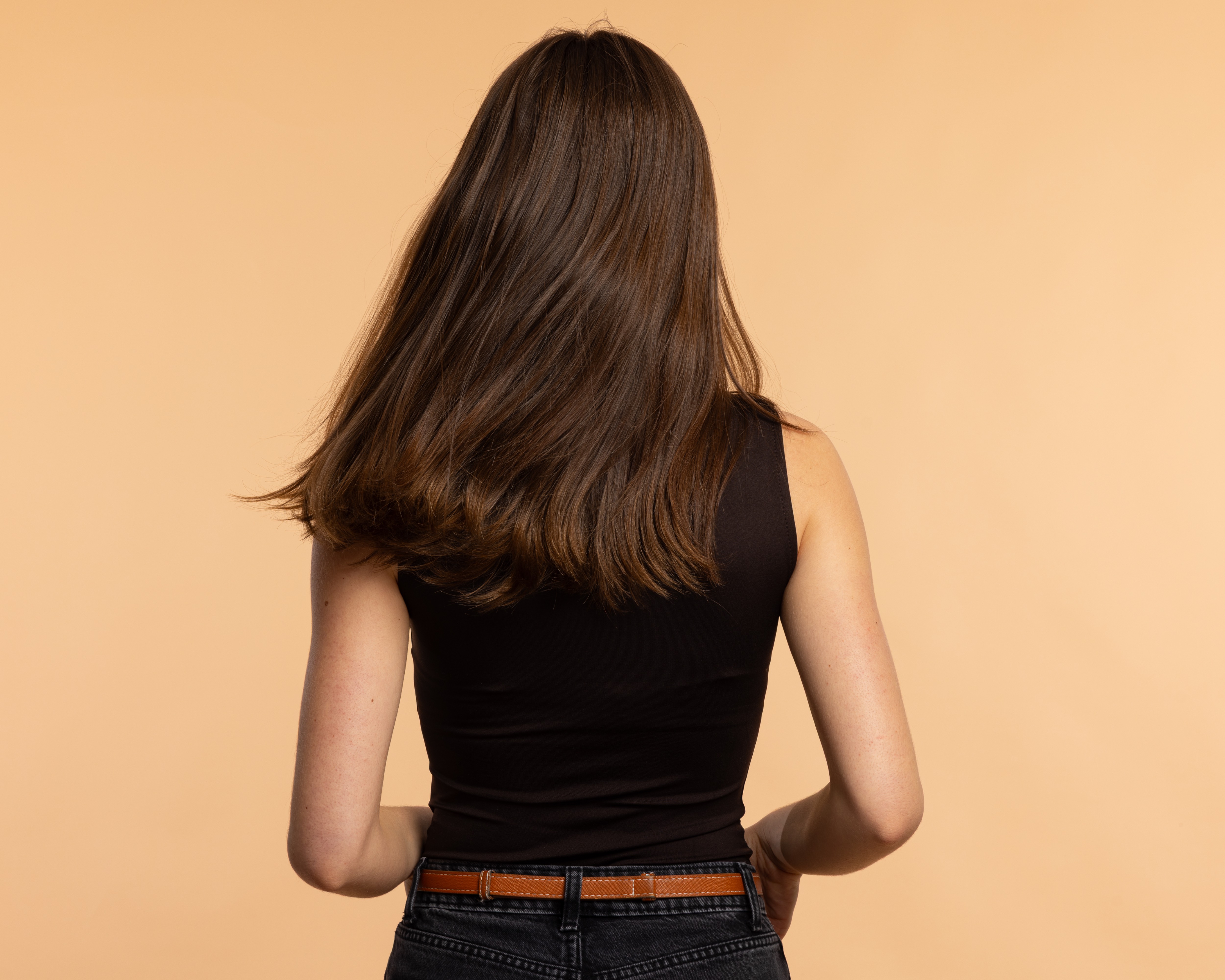 Perruque, texture naturelle, cheveux raides, châtain ni longue 25 cm TWIGS