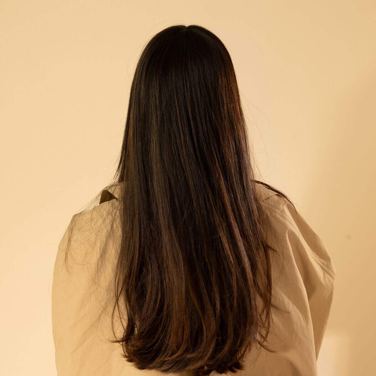 Image de Perruque frange en cheveux naturel vierge - Longue 45 cm - brun foncé