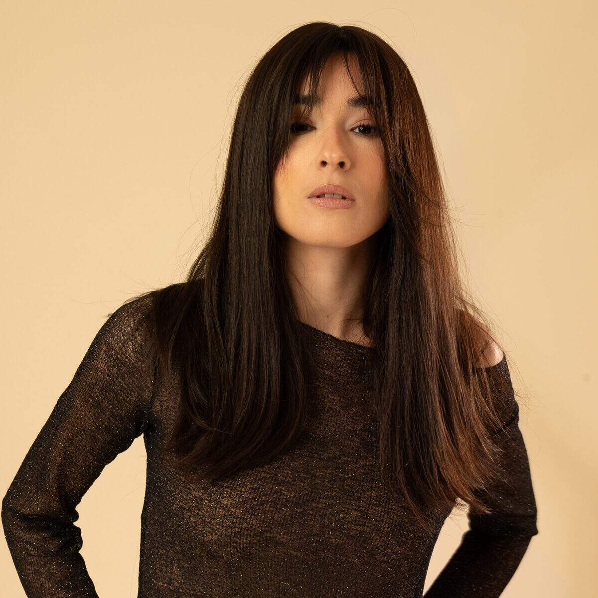 perruque artisanale cheveux naturels mouvement souple longueur 25 cm